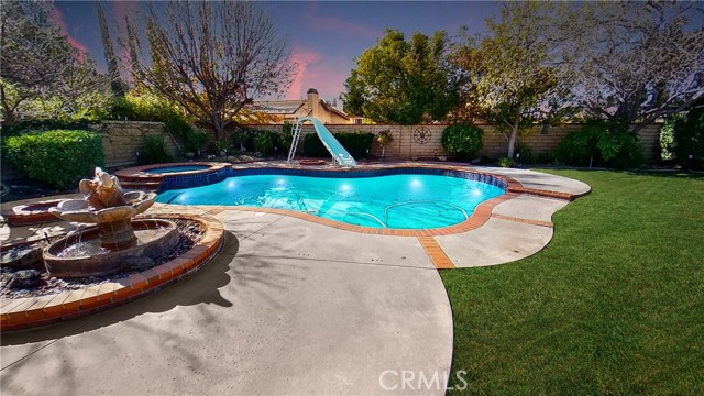 4 Bed Home for Sale in Saugus, California