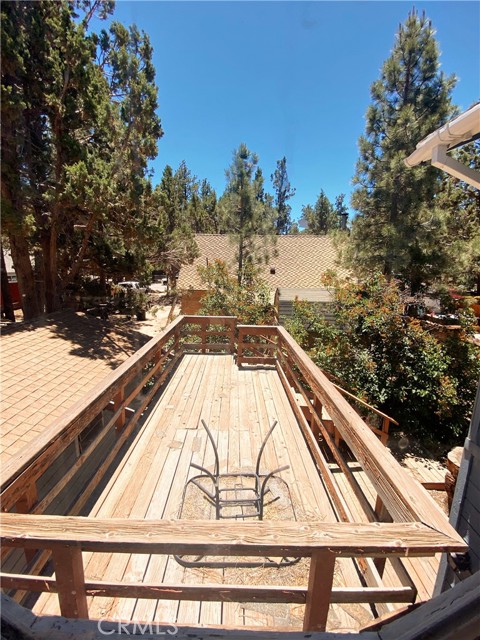 Detail Gallery Image 12 of 13 For 524 E Meadow Ln, Big Bear City,  CA 92314 - 6 Beds | 3/1 Baths