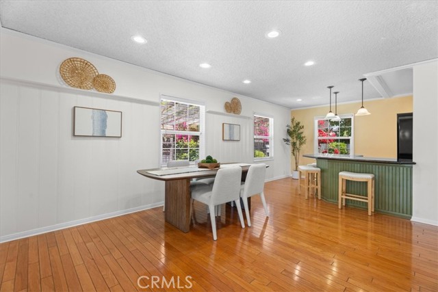 Detail Gallery Image 4 of 37 For 8212 Reading Ave, Los Angeles,  CA 90045 - 3 Beds | 1/1 Baths
