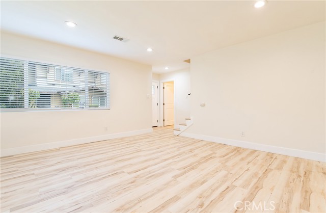 12909 Joshua Lane, Norwalk CA: https://media.crmls.org/medias/55430cf6-f9dc-484a-8b58-49f94deff35d.jpg