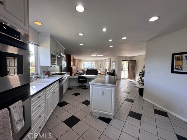Detail Gallery Image 18 of 37 For 12202 Wutzke St, Garden Grove,  CA 92845 - 4 Beds | 2 Baths