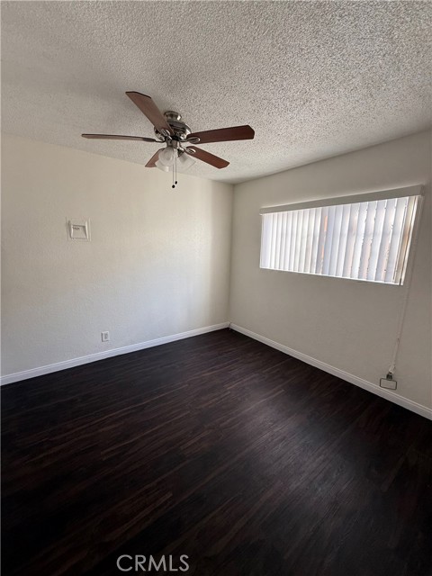 Detail Gallery Image 8 of 19 For 911 E 10th St, Long Beach,  CA 90813 - – Beds | – Baths