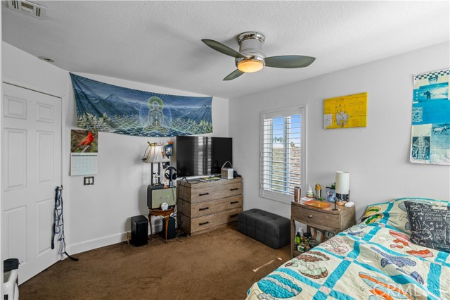 Detail Gallery Image 27 of 43 For 706 Oceanhill, Huntington Beach,  CA 92648 - 3 Beds | 2/1 Baths