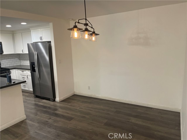 Detail Gallery Image 8 of 49 For 15511 Sherman Way, Van Nuys,  CA 91406 - 3 Beds | 2 Baths