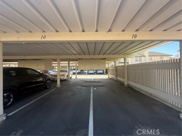 Detail Gallery Image 22 of 24 For 41 Oxford #10,  Irvine,  CA 92612 - 2 Beds | 2 Baths