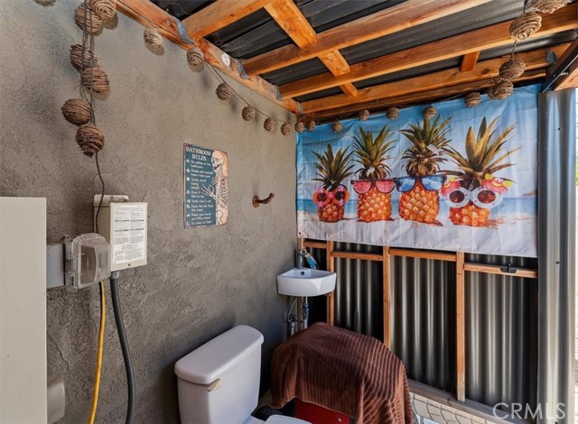 Detail Gallery Image 36 of 51 For 257 8th St, Norco,  CA 92860 - 3 Beds | 3 Baths