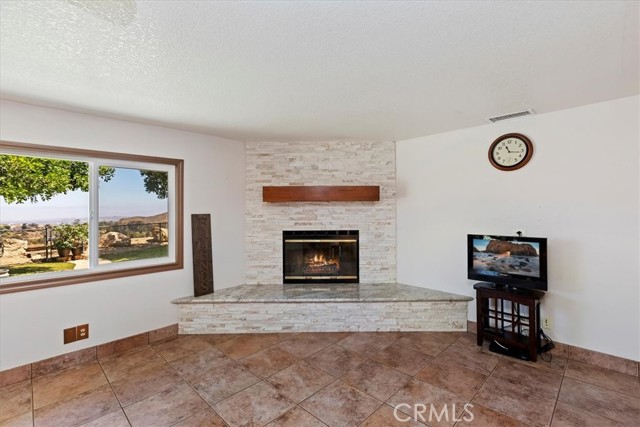 Detail Gallery Image 40 of 75 For 21208 via Liago, Lake Mathews,  CA 92570 - 4 Beds | 2 Baths