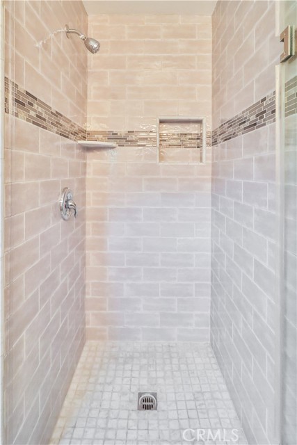21032 Cantara Street, Canoga Park CA: https://media.crmls.org/medias/5546c8ed-1d17-4fa2-b19a-6597386d72fd.jpg