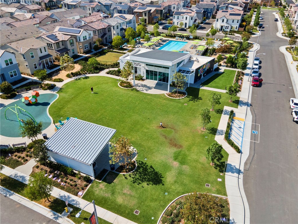https://media.crmls.org/medias/5546f2ca-e034-4231-bbff-4bd1faf67266.jpg?preset=X-Large
