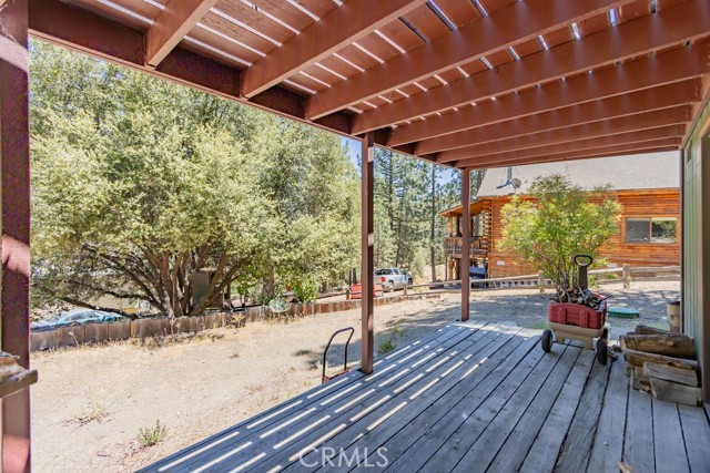 15529 San Moritz Drive, Pine Mountain Club CA: https://media.crmls.org/medias/55476131-8566-42fe-b31a-75450cfc947d.jpg