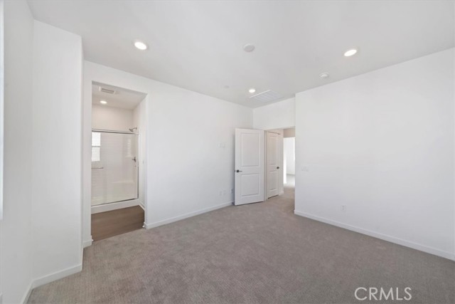 2561 Sprout Lane, Corona CA: https://media.crmls.org/medias/5547c91f-5191-40c9-9025-52cacb33735f.jpg