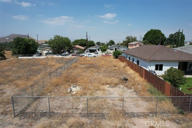970 South Florez Street, Colton CA: https://media.crmls.org/medias/5547ce56-5383-4950-8c55-596cb1e9a86e.jpg
