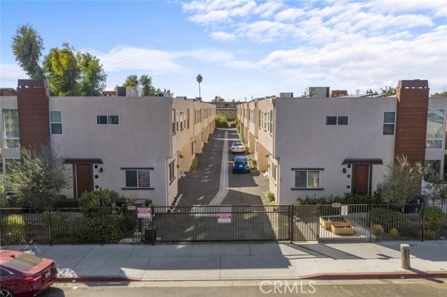 Detail Gallery Image 45 of 45 For 9237 Wakefield Ave #11,  Panorama City,  CA 91402 - 4 Beds | 3/1 Baths