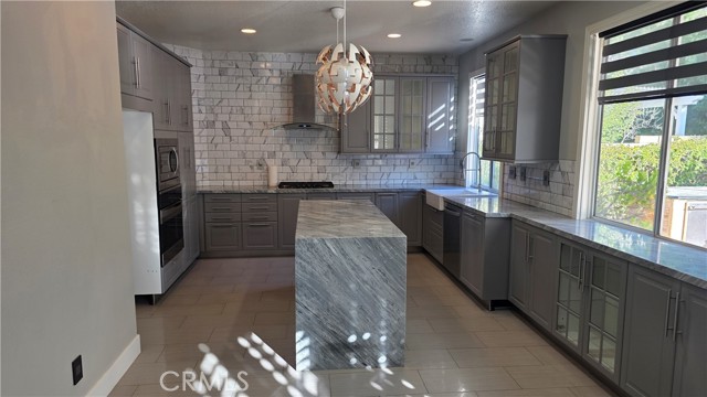 26246 Reade Place, Stevenson Ranch CA: https://media.crmls.org/medias/5547f5f8-b186-4e9b-b2fb-fca7eaf1b2c0.jpg