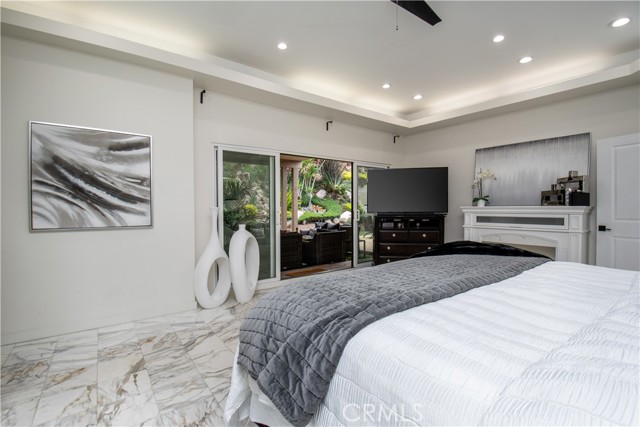 4557 Don Timoteo Drive, Los Angeles CA: https://media.crmls.org/medias/5548b86b-25b0-42c1-a1c5-34fb9f82d5a0.jpg