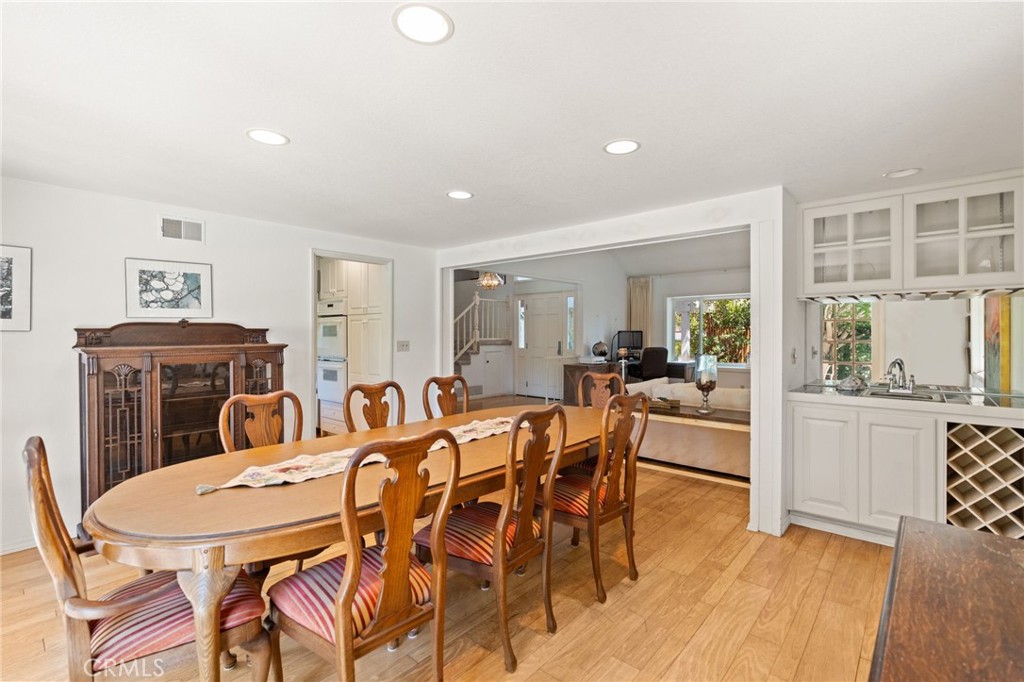 MLS #OC25155618 img 13