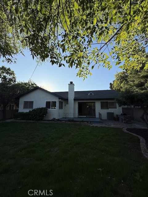 14906 Aztec Street, Sylmar CA: https://media.crmls.org/medias/5549ba22-5c21-4cbf-b85c-a109a15ff8a3.jpg