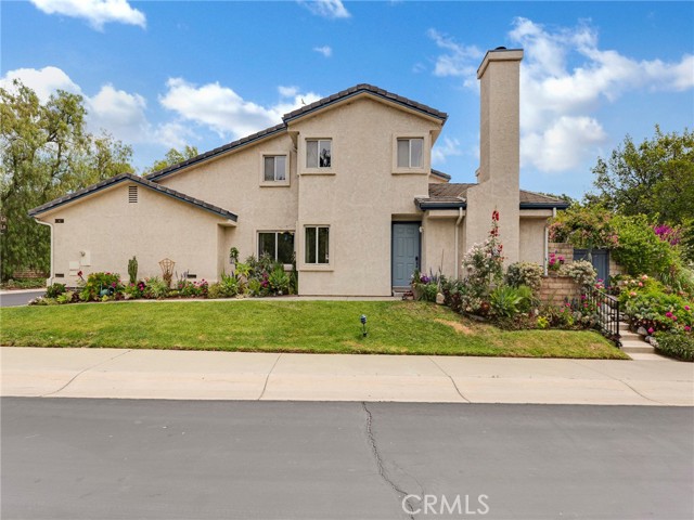 6004 Rothko Lane, Simi Valley CA: https://media.crmls.org/medias/5549cd09-80fb-4a28-8ee4-a11ce4e8c737.jpg