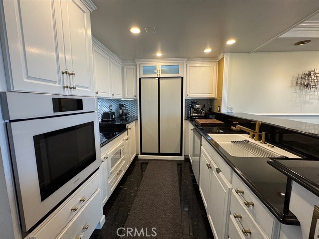 Detail Gallery Image 5 of 39 For 700 E E Ocean Blvd #608,  Long Beach,  CA 90802 - 3 Beds | 2 Baths