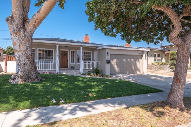 22633 Marjorie Avenue, Torrance CA: https://media.crmls.org/medias/554b0c6f-5394-46aa-95d7-0b510ad6ac3d.jpg