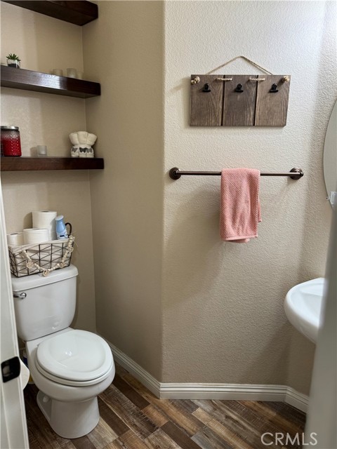 Detail Gallery Image 9 of 26 For 14995 Cory Way, Fontana,  CA 92336 - 4 Beds | 2/1 Baths