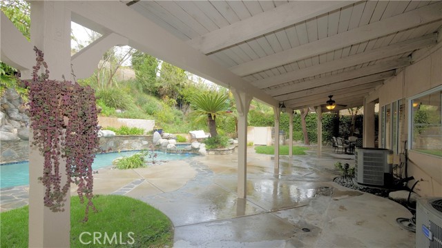 Detail Gallery Image 7 of 36 For 7617 Southby Dr, West Hills,  CA 91304 - 5 Beds | 4/1 Baths