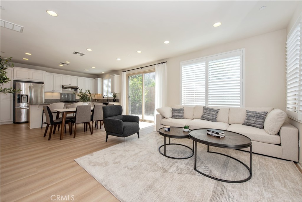 554c97f1 84c6 4d4e 94e8 60afb627e2a7