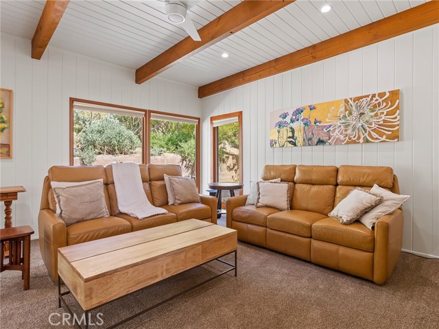 Detail Gallery Image 25 of 72 For 1012 N Sunset Canyon Dr, Burbank,  CA 91504 - 3 Beds | 2 Baths