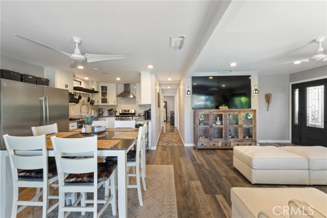 Detail Gallery Image 11 of 42 For 30749 Canwood St, Agoura Hills,  CA 91301 - 3 Beds | 2 Baths