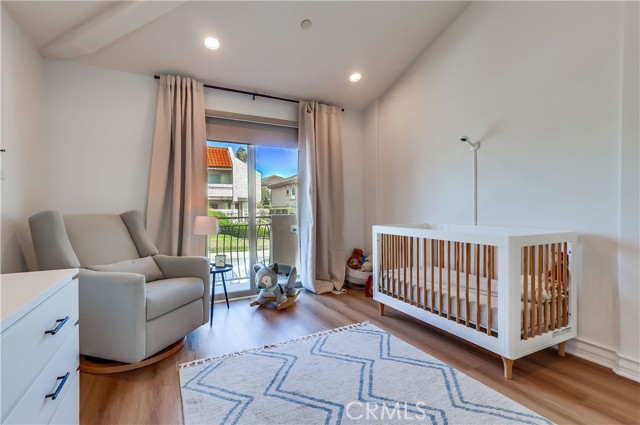 Detail Gallery Image 24 of 53 For 1902 Marshallfield Ln a,  Redondo Beach,  CA 90278 - 4 Beds | 3/1 Baths