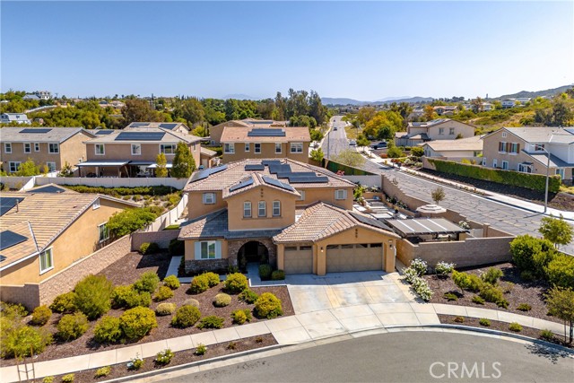 Detail Gallery Image 3 of 73 For 45668 Nora Cir, Temecula,  CA 92592 - 5 Beds | 4/1 Baths