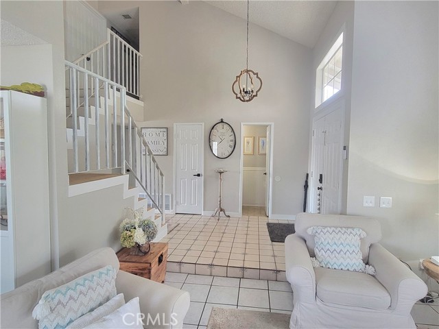 Detail Gallery Image 4 of 20 For 22545 Brighton Ct, Moreno Valley,  CA 92557 - 4 Beds | 2/1 Baths