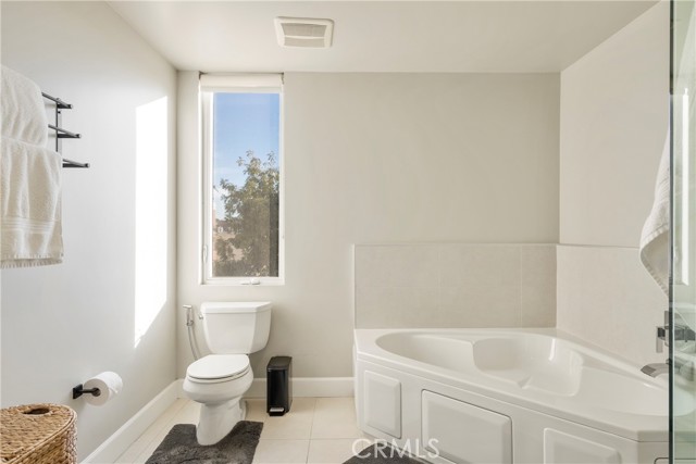 Detail Gallery Image 29 of 34 For 118 S Kenwood St #307,  Glendale,  CA 91205 - 2 Beds | 2 Baths