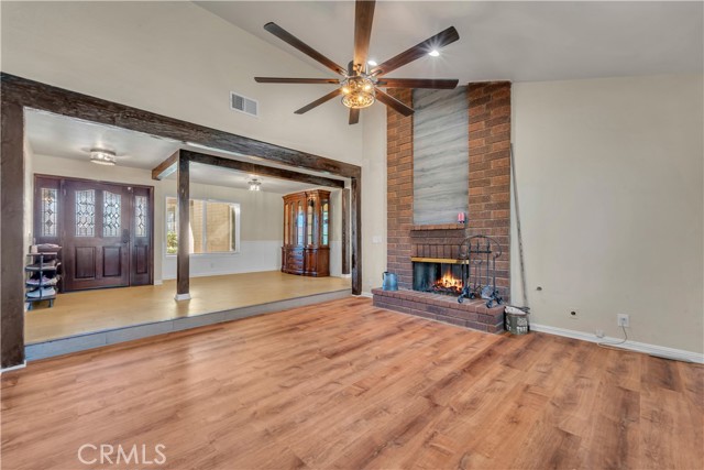 Detail Gallery Image 7 of 39 For 43100 Cherbourg, Lancaster,  CA 93536 - 3 Beds | 2 Baths