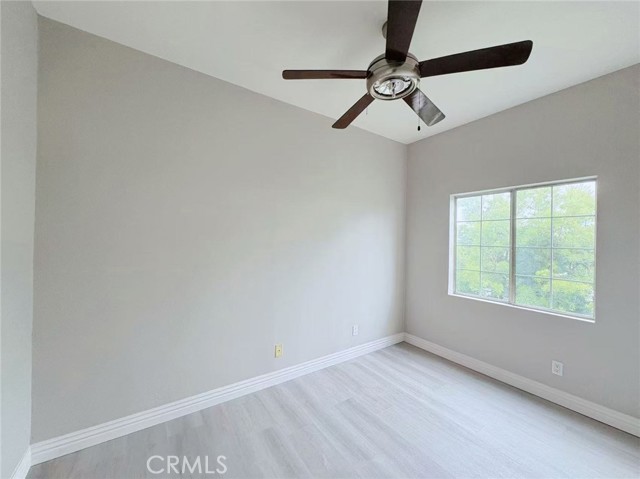 709 Harding Ave, East Los Angeles CA: https://media.crmls.org/medias/554e8fcc-347b-48e9-a7c5-a4ca1f9e6142.jpg