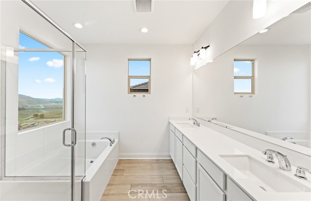 4166 Merrifield Street, Lake Elsinore CA: https://media.crmls.org/medias/554faec7-d379-4eeb-9271-b13f0934b6b2.jpg