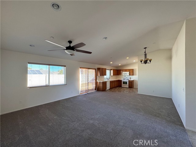 Detail Gallery Image 2 of 17 For 2208 Ibis Ave, Barstow,  CA 92311 - 3 Beds | 2 Baths