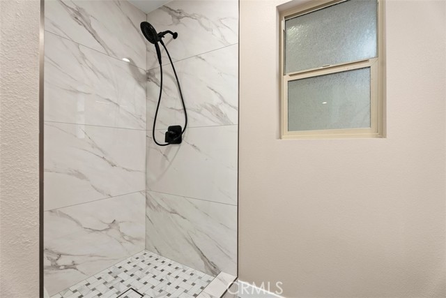 Detail Gallery Image 20 of 40 For 54 Oak Tree Ln, Irvine,  CA 92612 - 4 Beds | 2/1 Baths