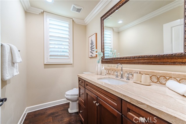 Detail Gallery Image 9 of 54 For 65 Rolling, Irvine,  CA 92620 - 4 Beds | 4/1 Baths