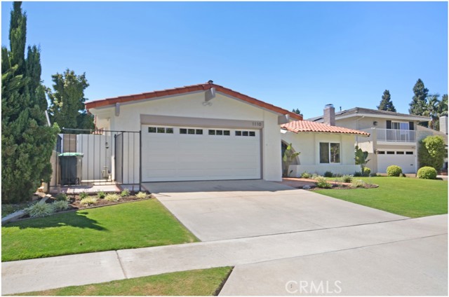 Detail Gallery Image 2 of 30 For 1110 Redding, Costa Mesa,  CA 92626 - 4 Beds | 2 Baths