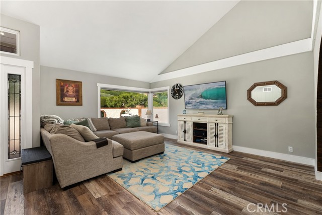 Detail Gallery Image 6 of 52 For 22942 Lovios, Mission Viejo,  CA 92691 - 4 Beds | 2/1 Baths