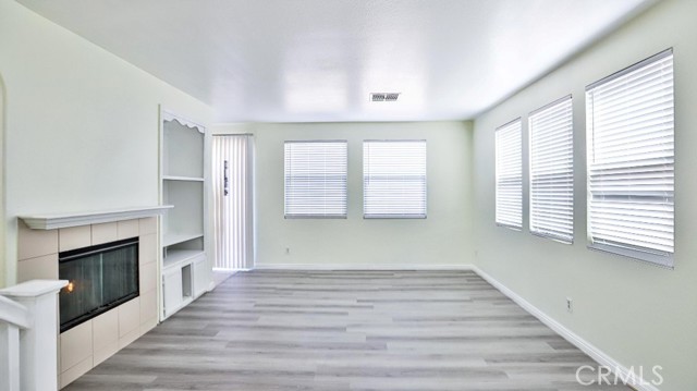 14412 Moon Valley Street, Victorville CA: https://media.crmls.org/medias/55525671-5fcb-477d-9904-69f07c653599.jpg