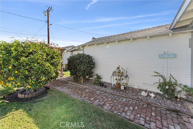 Detail Gallery Image 35 of 48 For 556 S Clementine St, Anaheim,  CA 92805 - 3 Beds | 1 Baths