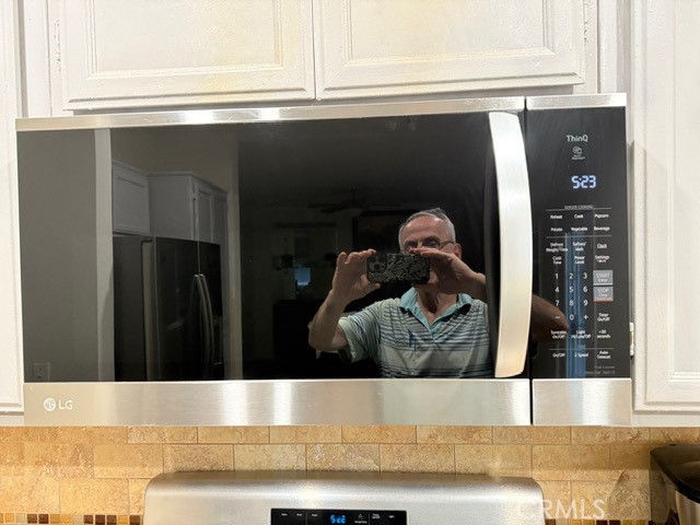 Detail Gallery Image 10 of 24 For 16165 Windcrest Dr, Fontana,  CA 92337 - 3 Beds | 2/1 Baths