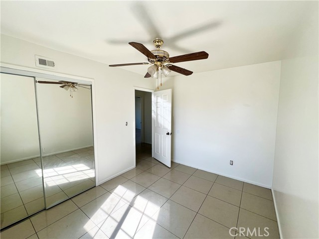Detail Gallery Image 14 of 31 For 2111 E Avenue Q1, Palmdale,  CA 93550 - 3 Beds | 2 Baths