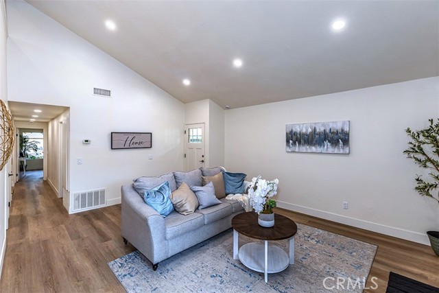3683 Cactusview Drive, San Diego CA: https://media.crmls.org/medias/55537c2d-8bc6-47be-a250-bc480a33654a.jpg