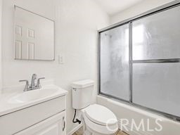 522 E Avenue P14, Palmdale CA: https://media.crmls.org/medias/5553aa80-c5b5-4bae-8521-67894a10ab33.jpg