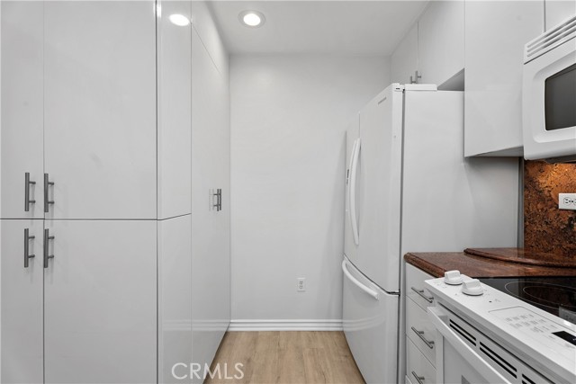 Detail Gallery Image 11 of 40 For 2243 Martin #117,  Irvine,  CA 92612 - 2 Beds | 2 Baths