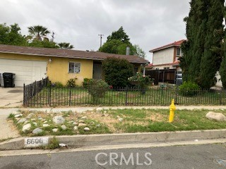 8606 Edwin Street, Rancho Cucamonga CA: https://media.crmls.org/medias/55549cb6-18e5-46ab-909e-98baf84a5c7f.jpg