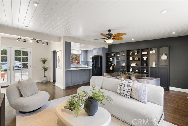 645 Griffith Way, Laguna Beach CA: https://media.crmls.org/medias/5554cbe1-5b01-4cfe-aeca-f4dc178bf724.jpg